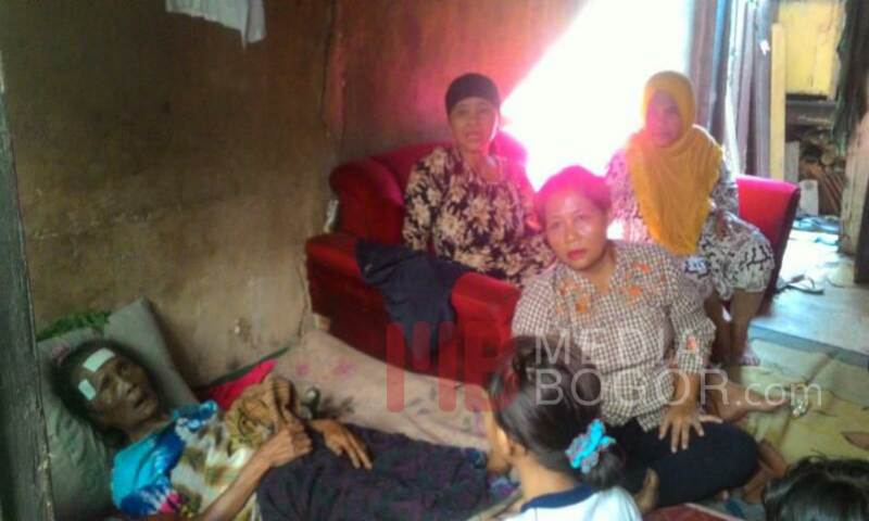 Rumah Tak Layak, Nenek Mursidan Menanti Janji Pemkot Bogor