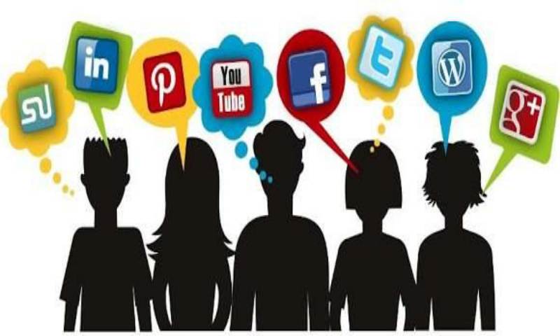 Tak Ikuti Aturan, Menkominfo Siap Tutup Akun Sosmed Atau Facebook Sekalipun