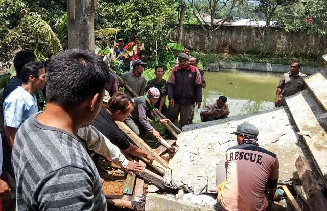 Naas Seorang Buruh Bangunan Tewas Tertimpa Dinding Beton Berita Informatif Terkini Media