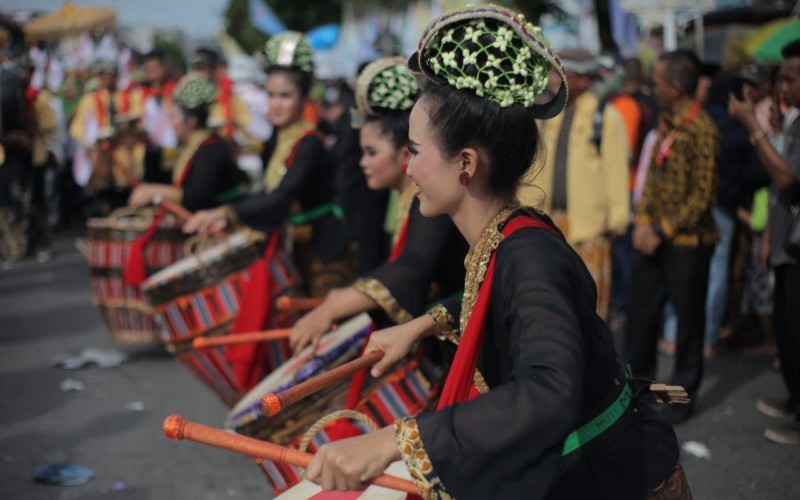 Tunggul Kawung Kota Bogor Meriahkan Pawai Budaya Apeksi di Tarakan