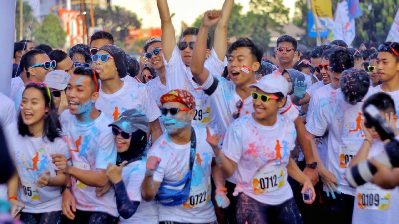 The Colour Run Sosialisasikan Generasi Terencana