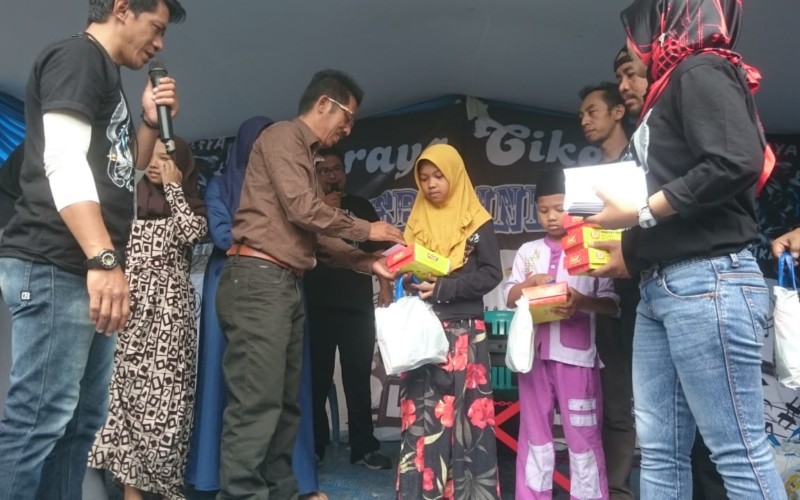 Baksos Paguyuban Baraya Cikaret, Gelar Santunan Untuk Anak Yatim