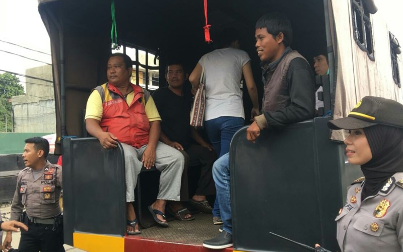 Penumpang Ga Kebagian Kereta, Polresta Bogor Kota Sediakan Armada Gratis