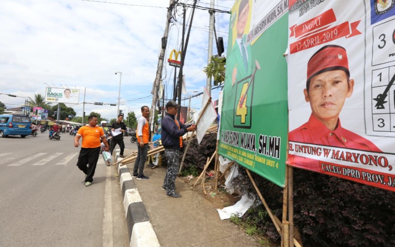 APK Caleg Capres Ditertibkan Bawaslu