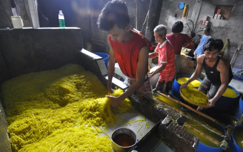 Produksi Mie Glosor Meningkat Drastis