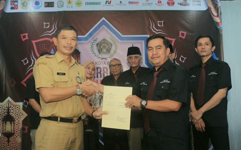 Resmikan Koperasi WMS, PWI Kota Bogor Berbagi Dengan 100 Anak Yatim