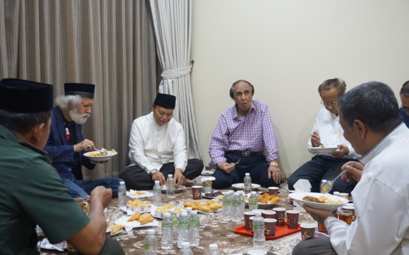 Pererat Tali Silaturahmi Pasca Pemilu, Al-Irsyad Gelar Bukber Dengan Tokoh dan Warga