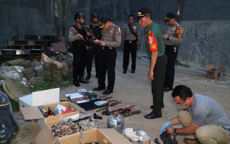 Densus 88 Tangkap Teroris Jaringan ISIS di Bogor