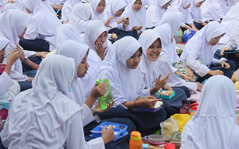 Markisa Segar Di SMPN 5 Bogor