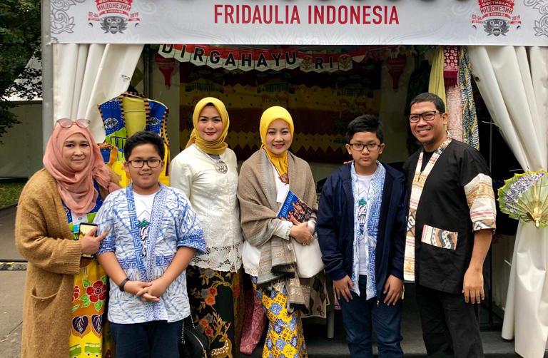 Designer Kota Bogor, Frida Aulia Wakili Indonesia di Fashion Show Moscow