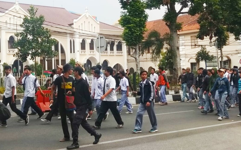 Pengrusakan Mobil Kasatlantas Dipicu Hal Sepele, 6 Pelajar Jadi Tersangka
