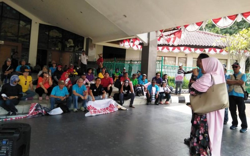 Protes KWSC: PT. Sentul City Merintangi Hak Warga