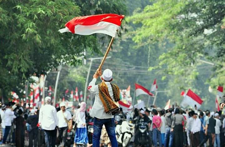 Ada Apa Dengan Negeriku?