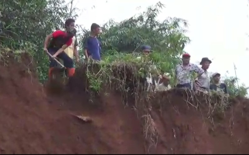 8 Makam di TPU Nanggerang Bogor Direlokasi