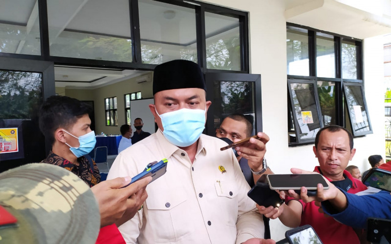 Dewan Minta Pembangunan Alun-alun Cirimekar Ditangguhkan