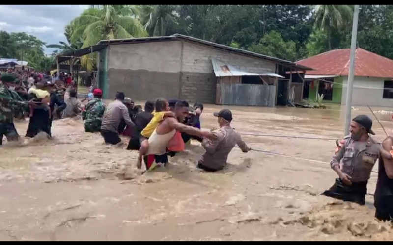 Dampak Terkini Siklon Tropis Seroja Akibatkan 8.424 Warga NTT Mengungsi