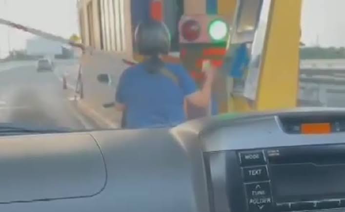 Tanggapan Jasa Marga Terkait Viral Video Kendaraan Roda Dua Masuk Jalan Tol Dalam Kota