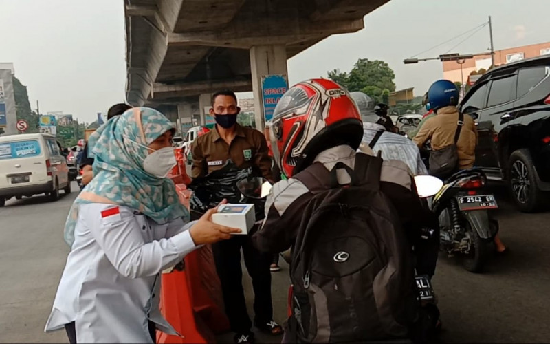 Lusiana Kompak Jalankan Program DPW PKB Jabar, “FoodBank” Berbagi berkah di bulan Ramadan