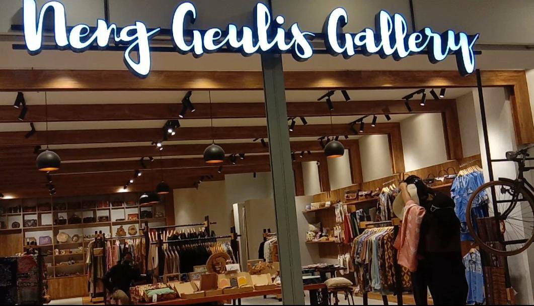 Masih Pandemi, Trend Lebaran Tahun ini Neng Geulis Keluarkan Baju yang Simpel