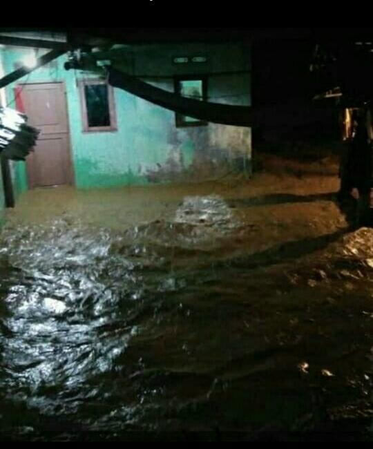 Banjir Lumpur Rendam Tiga Kampung di Cigudeg