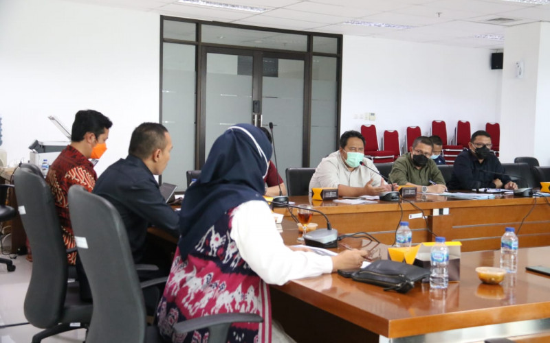 Komisi II DPRD Gelar Rapat Dengan Perumda Tirta Pakuan