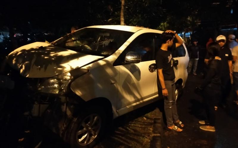 Polisi Kejar-Kejaran Dengan Pasangan Kekasih Diduga Mesum di GOR Pajajaran