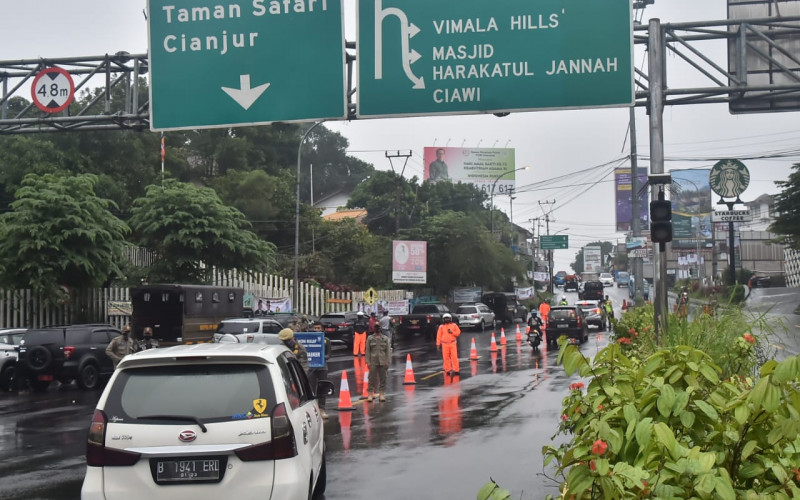 Mulai Hari Ini, Puncak Disekat Selama 17 Hari