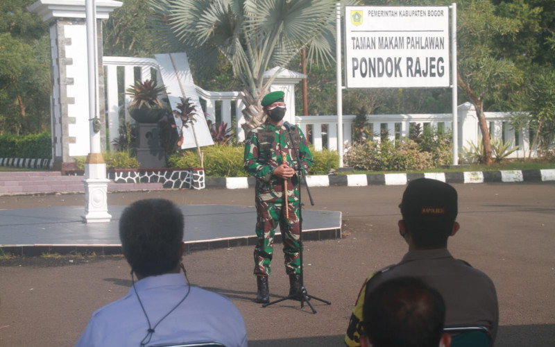 Korem 061 Suryakancana Berikan Bantuan 400 APD ke Pemusalaran Jenazah