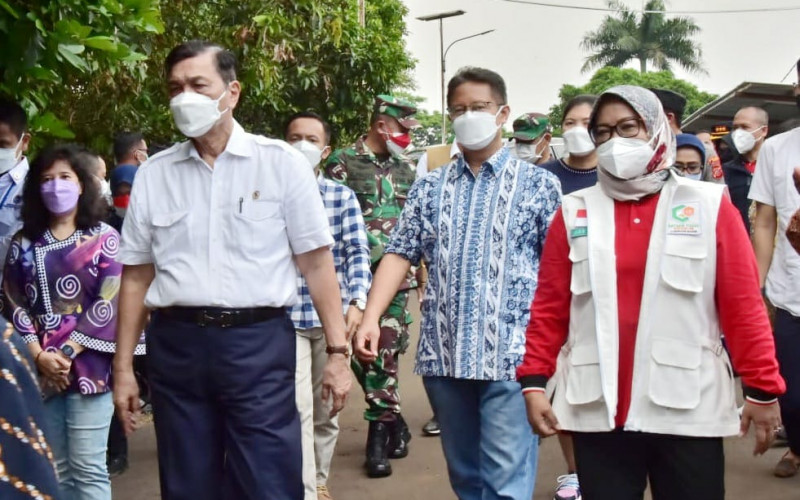 Luhut Minta Pemkab Bogor Gencarkan Isoter daripada Isoman