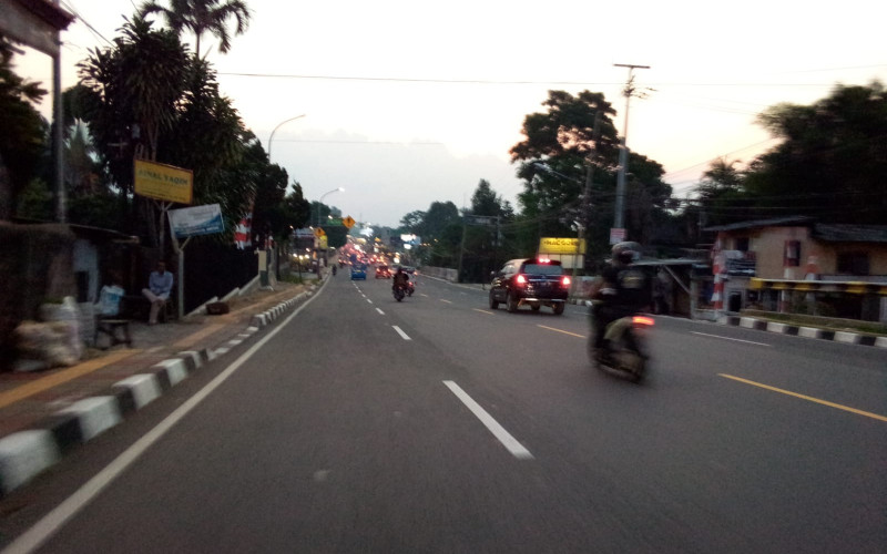 Warga Puncak Menolak Pemberlakuan Ganjil Genap
