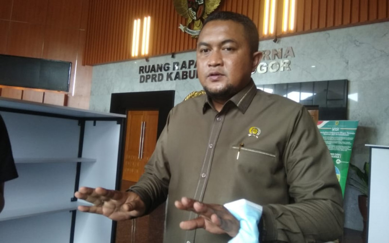 Ketua Dewan Kecewa, Disdik Tak Berinovasi Malah Berkutat di Proyek dan Pengadaan