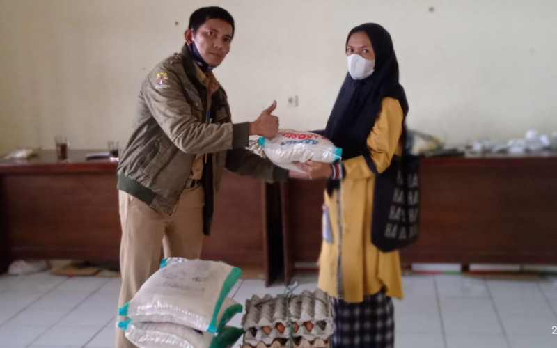 Ketua TKSK Leuwiliang Lakukan Monitoring Penyaluaran BPNT