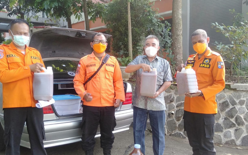BPBD Kota Bogor Terima Bantuan 30 Liter Eco Enzyme Berbahan Sayuran