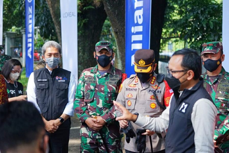 Bahu Membahu Mempercepat Vaksinasi Covid-19