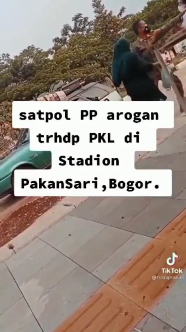 Ade Yasin Minta Anggota Satpol PP Humanis, Oknum Ini Malah Cekik PKL