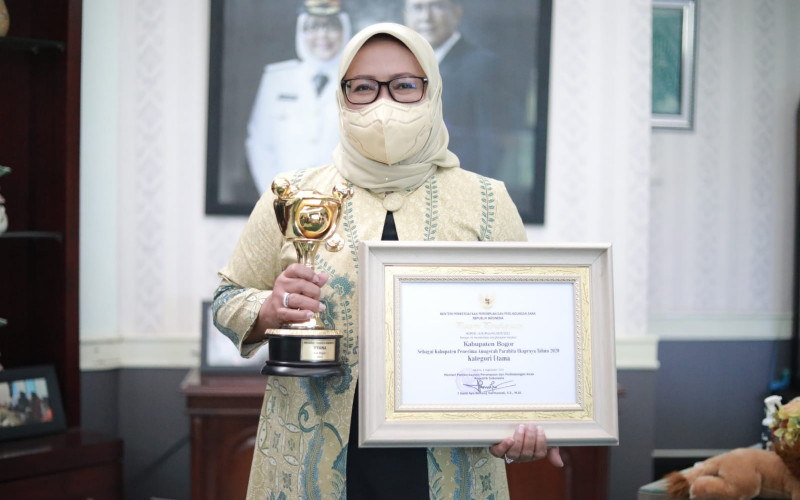 Pemkab Bogor Raih Kembali Anugerah Parahita Ekapraya 2021 Kategori Utama