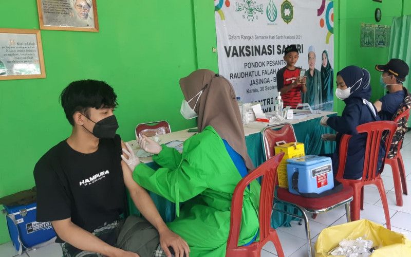 148 Santri dan Pimpinan Rois Syuriah PCNU Kabupaten Bogor Siap Divaksin