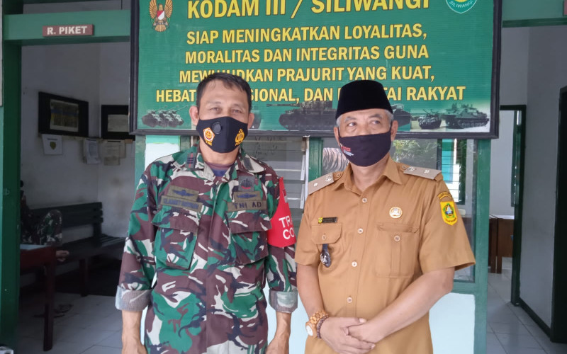 Peringati HUT TNI ke 76, Koramil Cibungbulang Gelar Vaksinasi Massal