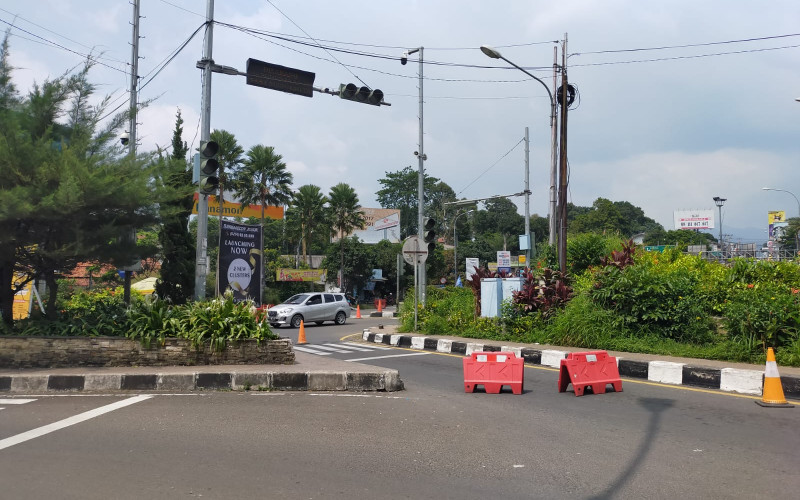 Jalur Puncak Siang Ini Sedang Oneway Menuju Jakarta
