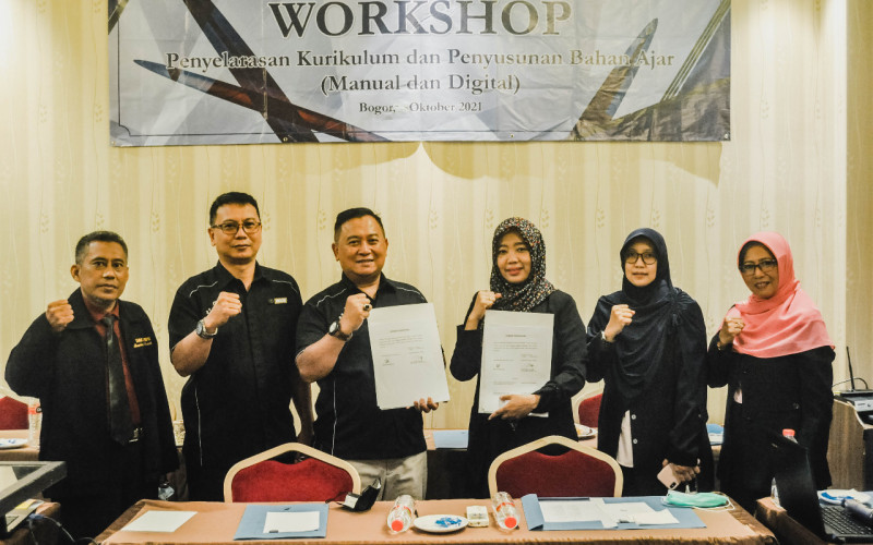 Savero Hotels Group Ikut Berkontribusi pada Pendidikan Dalam Program SMK Pusat Keunggulan dengan SMKN 1 Depok