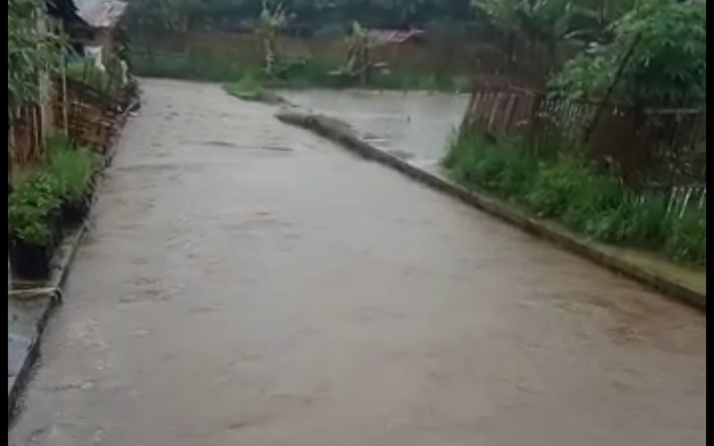 76 KK Terdampak Banjir Bandang di Kabupaten bandung