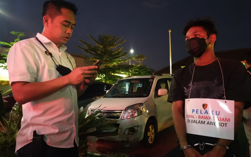 Ngamen Bawa Pisau Dalam Angkot, Pemuda di Bogor Ditangkap Polisi