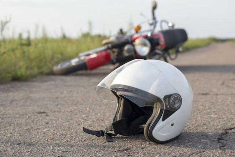 Ngerem Mendadak, Pelajar di Bogor Luka-luka Tabrakan Dengan Mobil Ambulans
