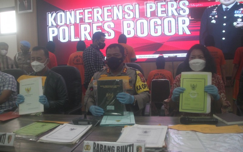 Polres Bogor Ringkus Enam Mafia Penjual Aset Tanah Milik Kementerian Keuangan