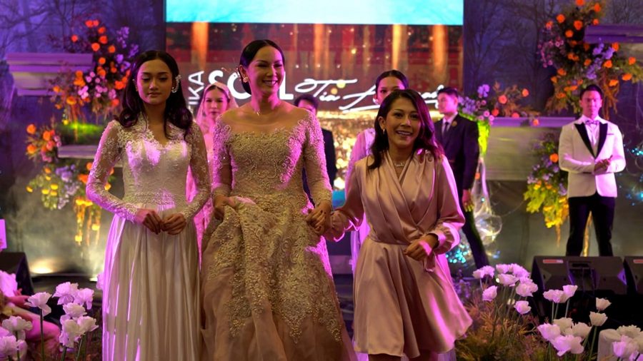 Trend Gaun Pengantin 2022, Fashion Show, Malathi Usung Elektric Pastel