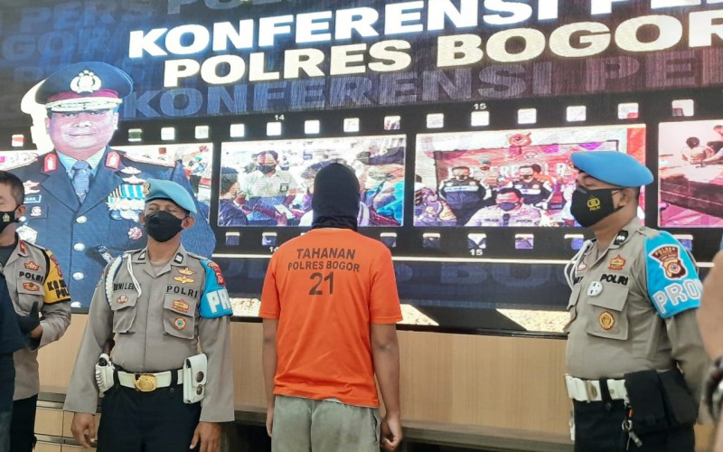 Gara-gara Chat dengan Laki-laki Lain, Mayat Dalam Kardus Dibunuh Pacarnya