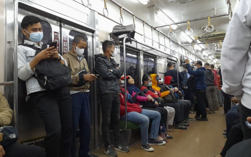 Mulai Hari Ini, Layanan KRL Sesuai SE Kemenhub Nomor 25 Tahun 2022