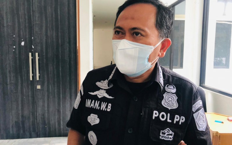 Jalankan Perbup 120 tahun 2021, Satpol-PP Terancam Ditabrak Supir Truk