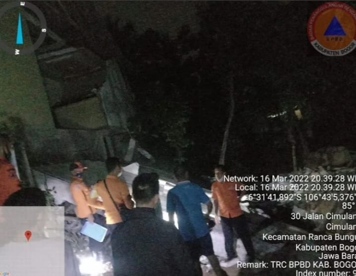 Bangunan di Bogor Ambruk, Satu Orang Meninggal Dunia