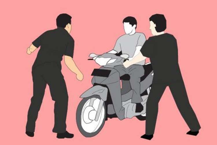 Cibinong Rawan Matel, Mobil Wartawan Jadi Koban